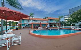 Howard Johnson Inn And Suites Clearwater Fl